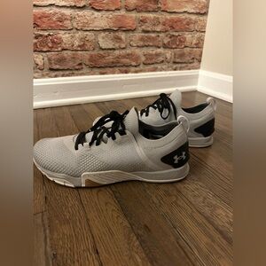 Under Armour Men's Gray Training Shoes